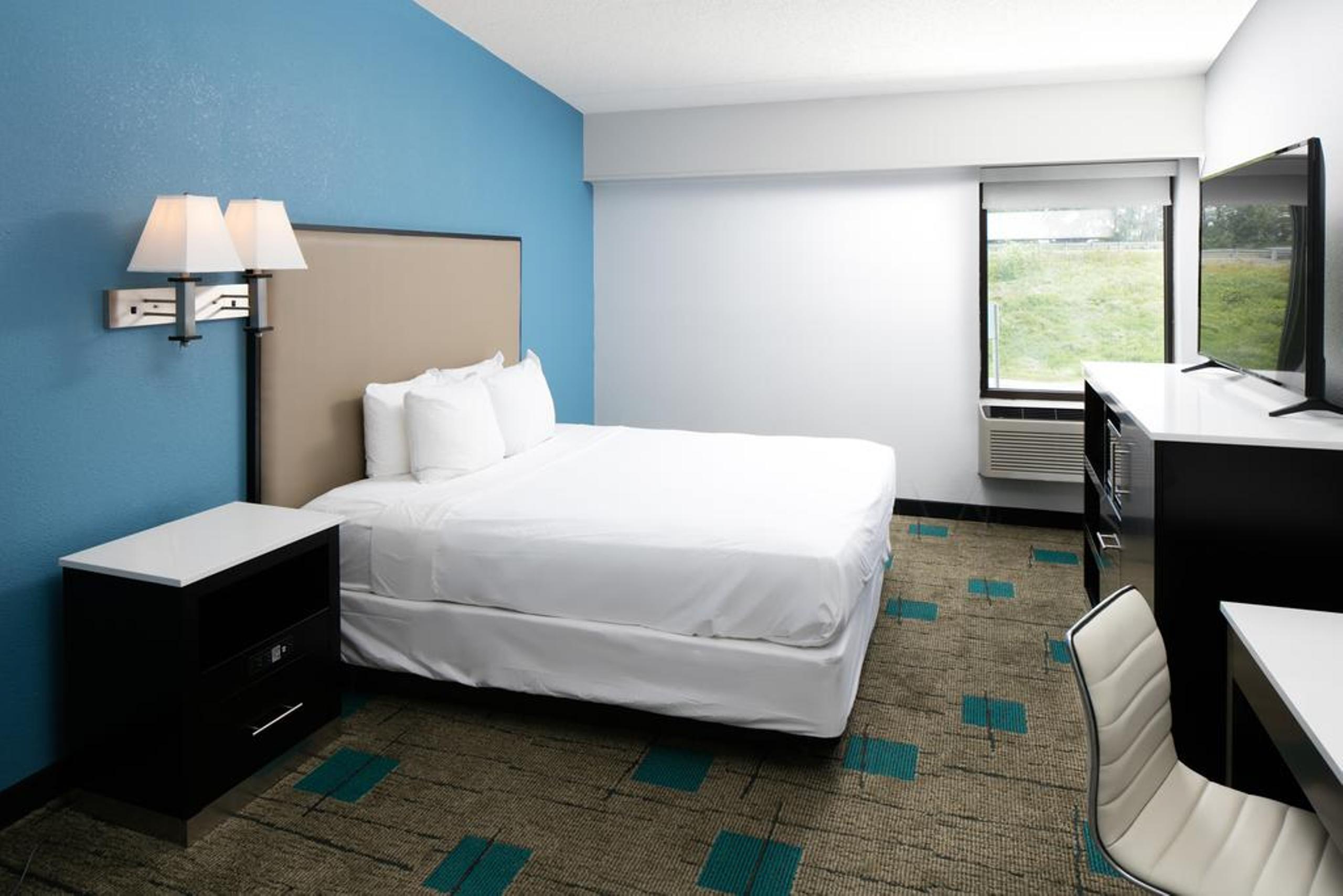 Hawthorn Extended Stay By Wyndham Chambersburg Bagian luar foto