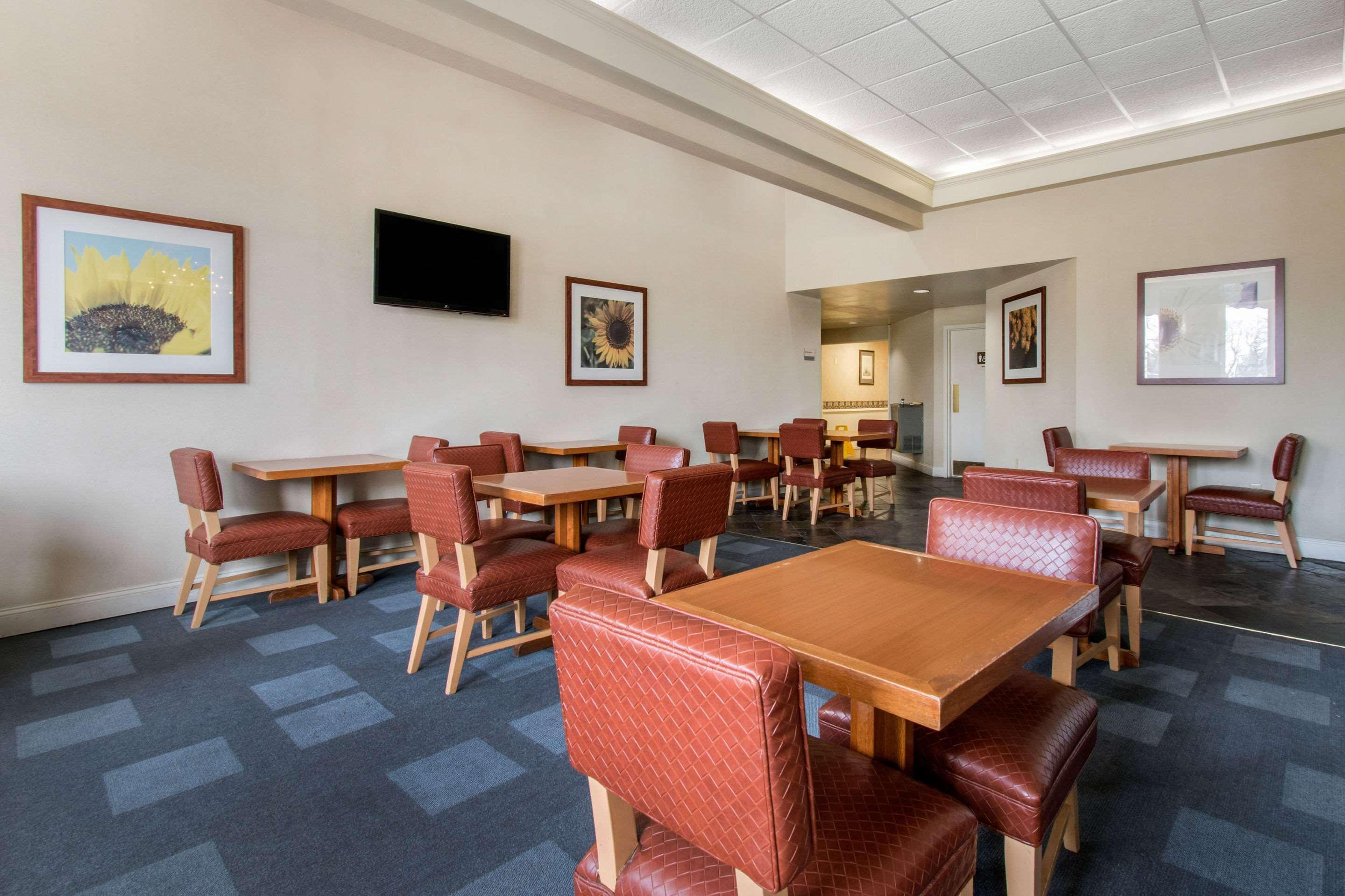 Hawthorn Extended Stay By Wyndham Chambersburg Bagian luar foto