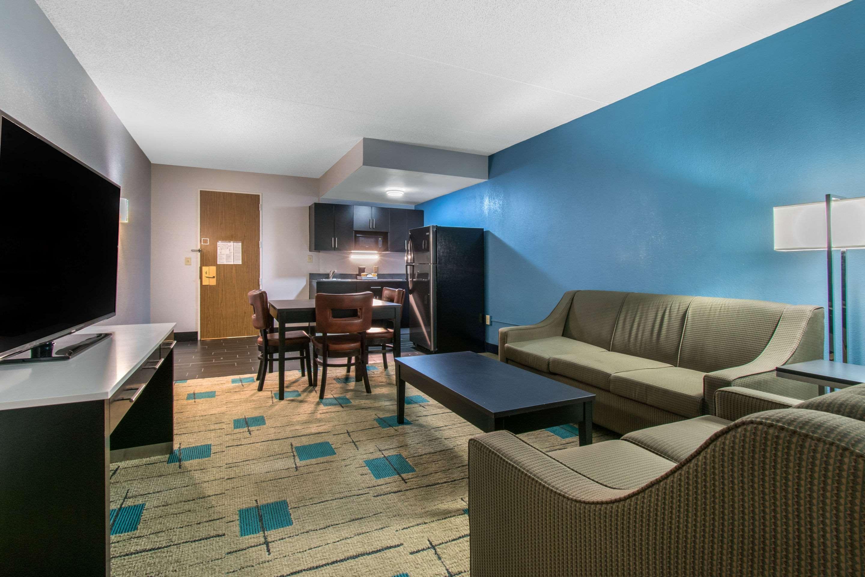 Hawthorn Extended Stay By Wyndham Chambersburg Bagian luar foto