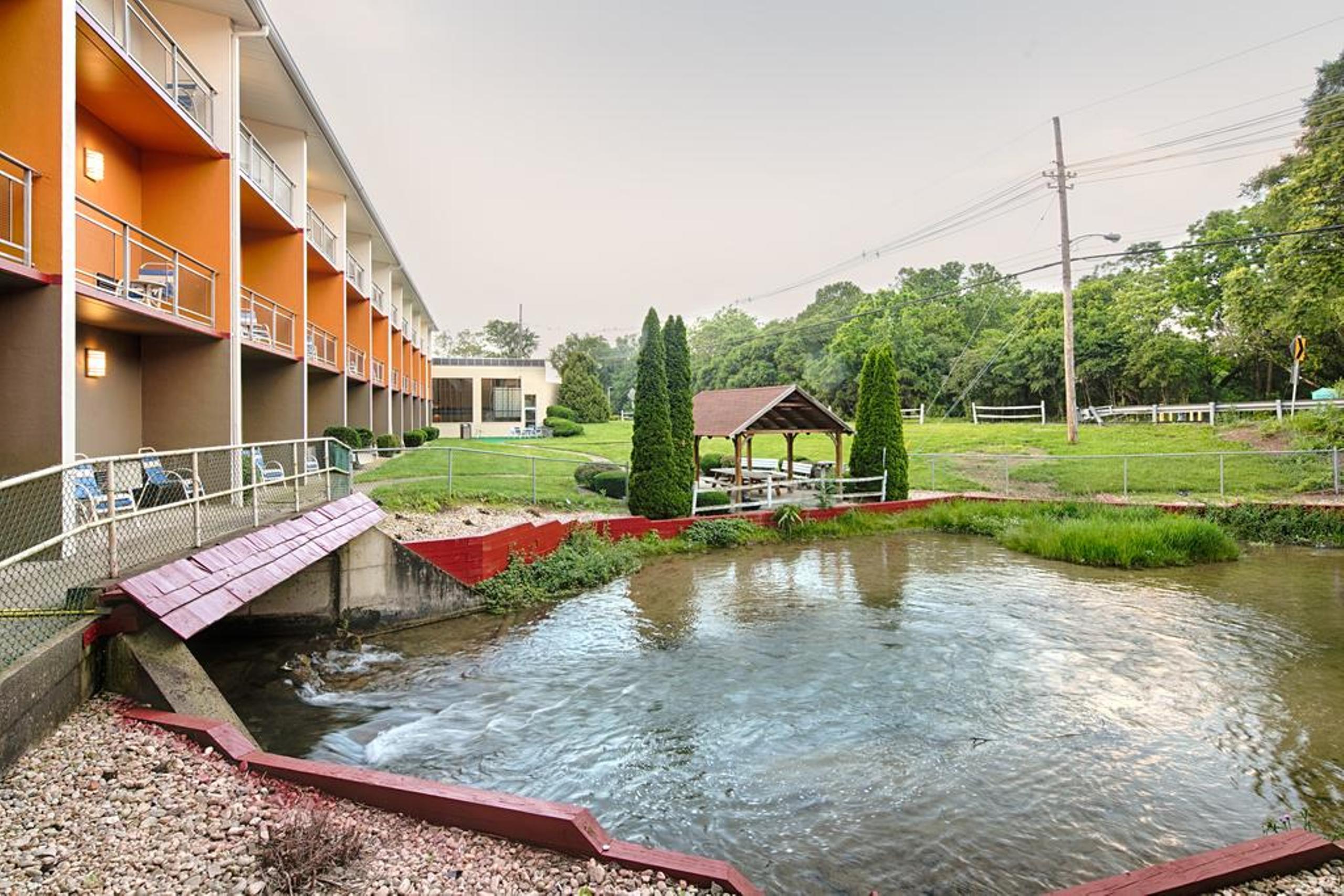 Hawthorn Extended Stay By Wyndham Chambersburg Bagian luar foto