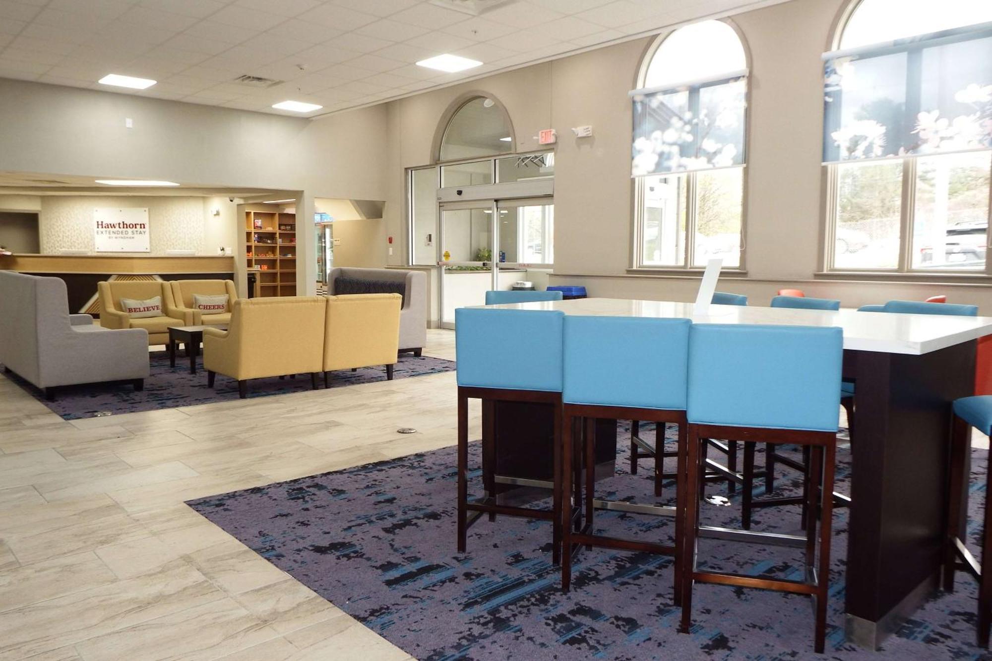 Hawthorn Extended Stay By Wyndham Chambersburg Bagian luar foto